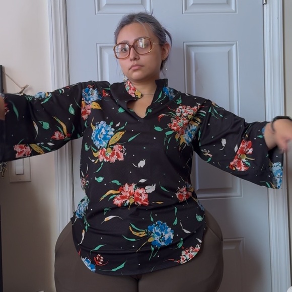 Vintage Homemade Bell Sleeve Black Floral Tunic Top size L - Picture 4 of 4